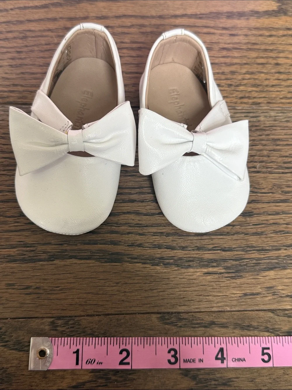 Elephantito Cream Bow Slip-On Baby Shoes size 3 baby walker NWOT